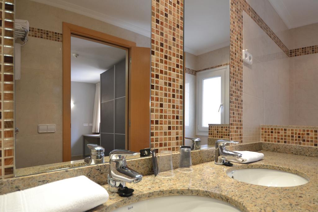 El Cami Hotel Cambrils Bilik gambar
